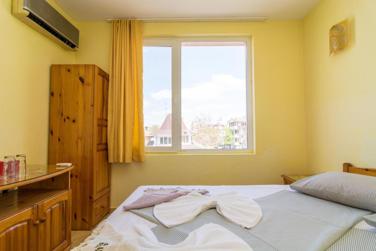 Fener Guest House Pomorie Eksteriør billede