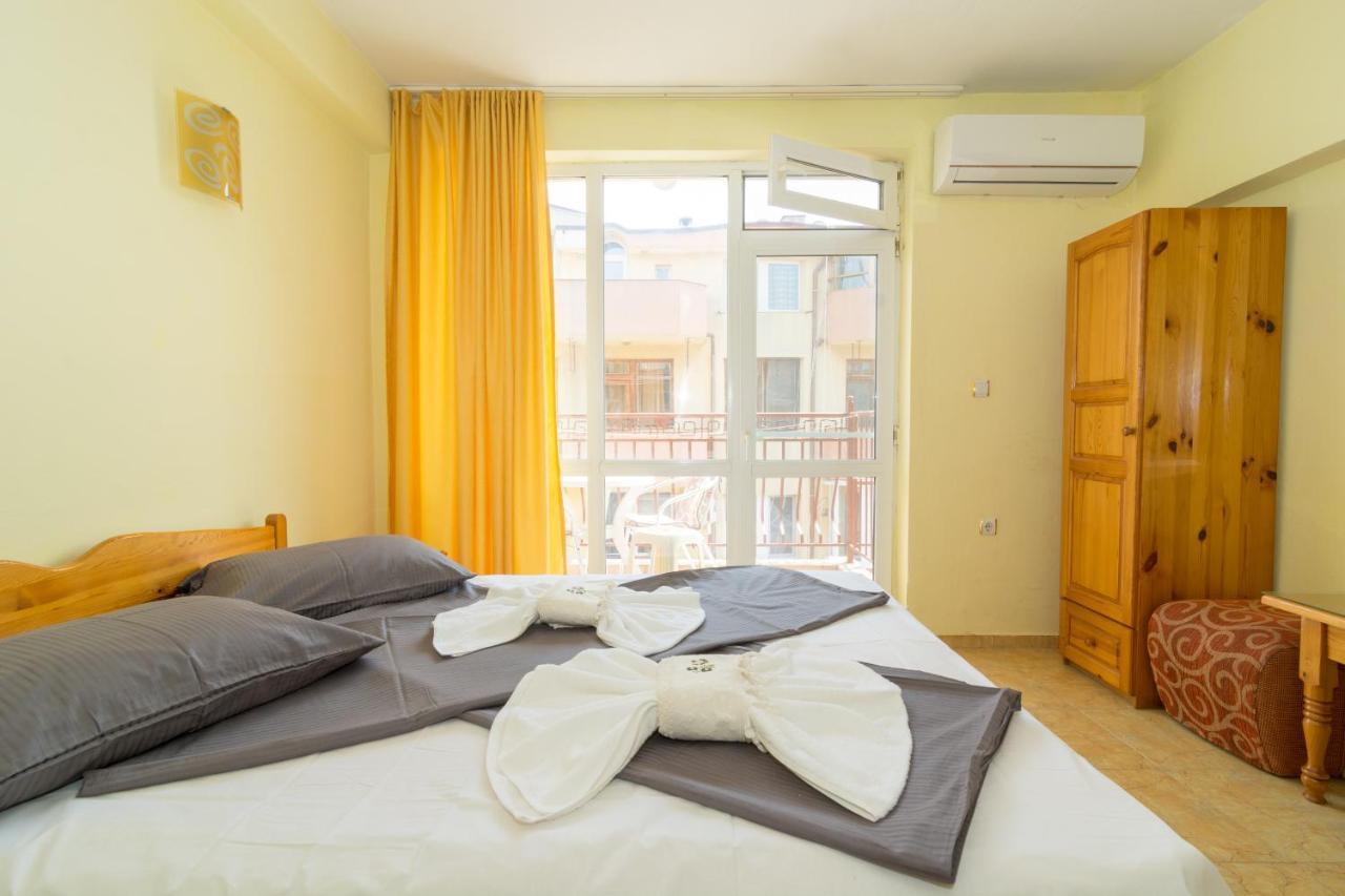 Fener Guest House Pomorie Eksteriør billede