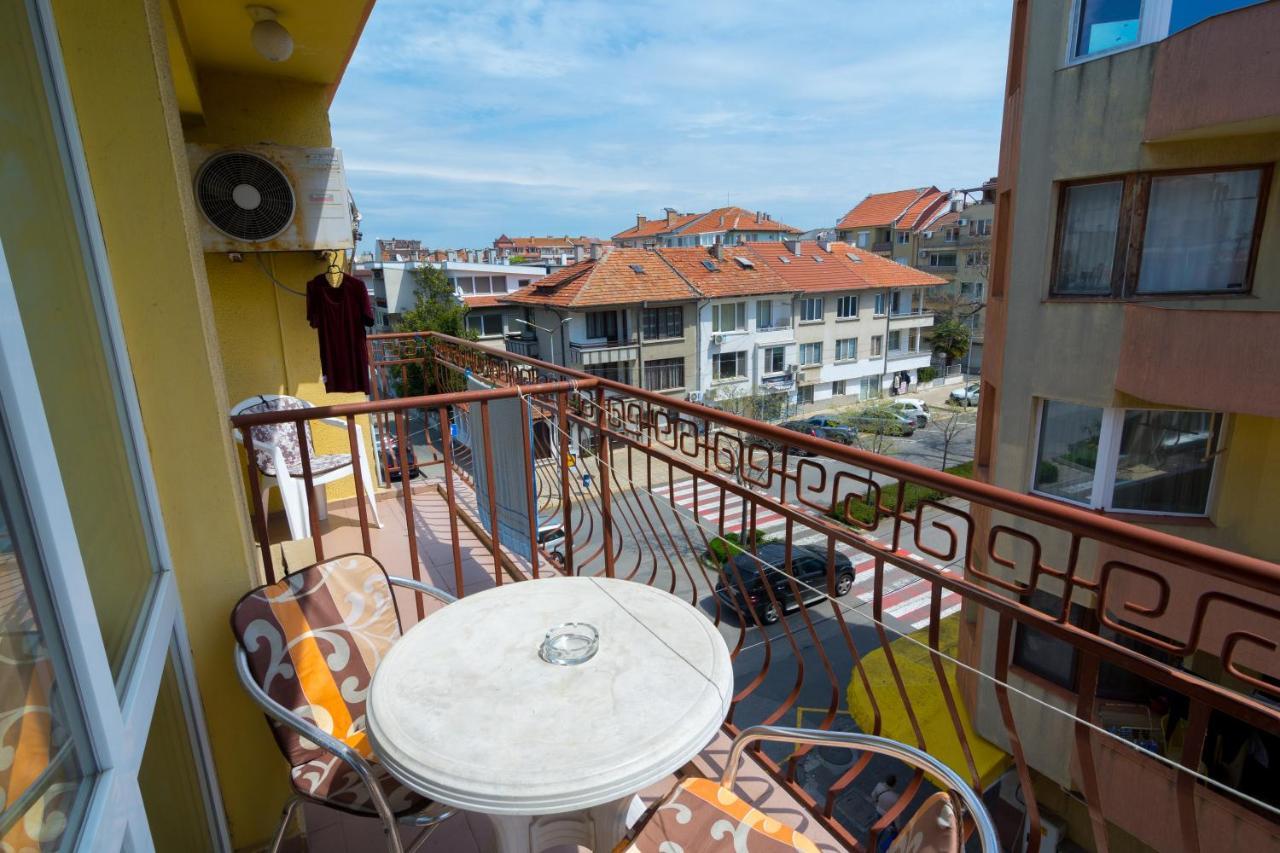 Fener Guest House Pomorie Eksteriør billede